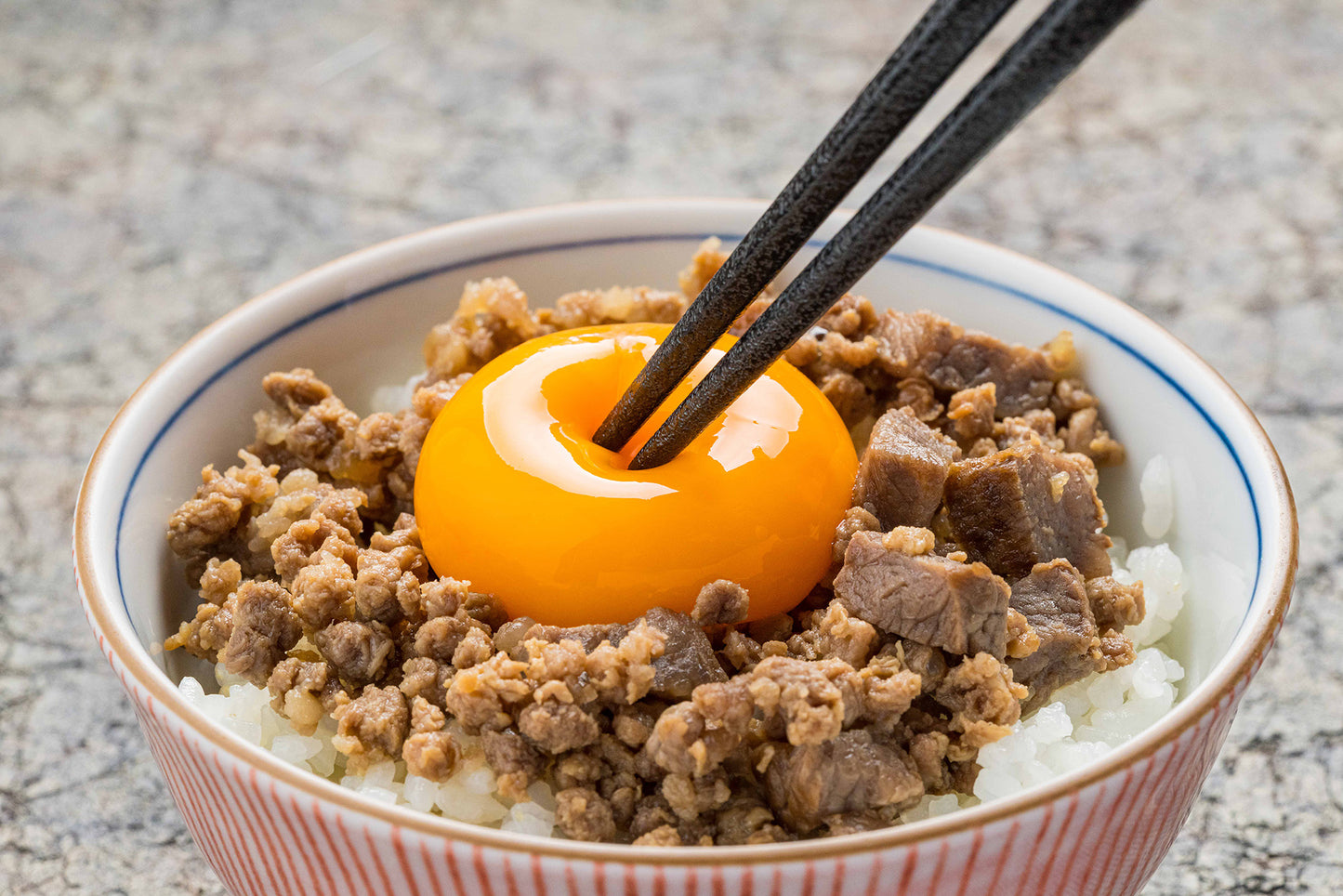 飛騨牛 大き目そぼろ