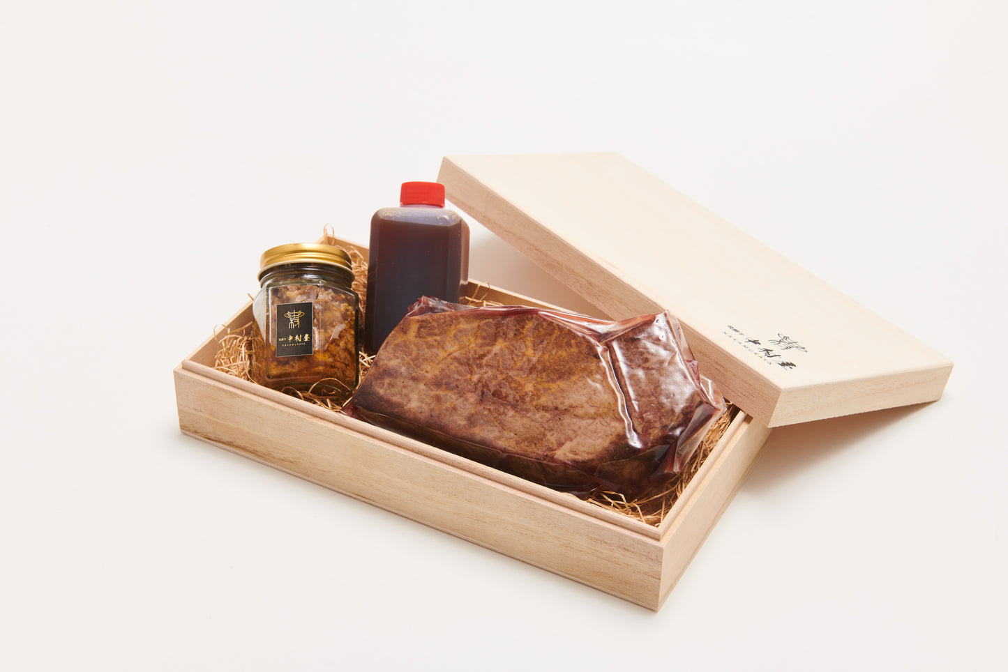 飛騨牛ローストビーフと大き目そぼろのセット
